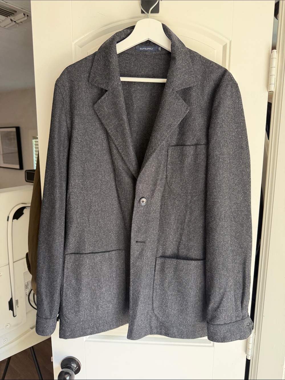 Suitsupply Charcoal Gray Single-Breasted Wool Blazer
